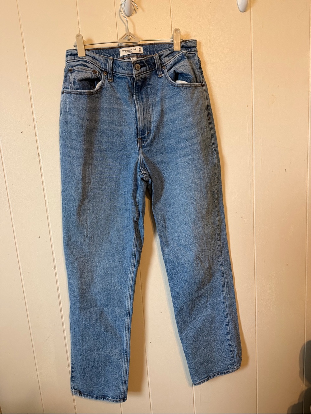 Abercrombie & Fitch Women’s Blue Straight-Leg Jeans